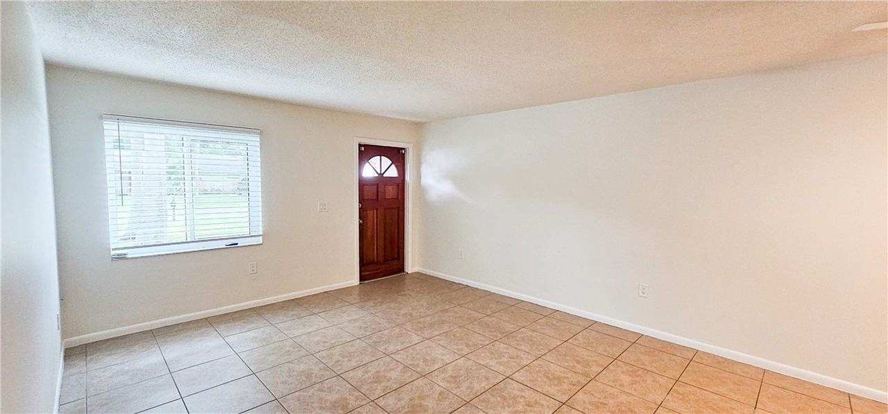 1527 41st Ave - Photo 4 of 14