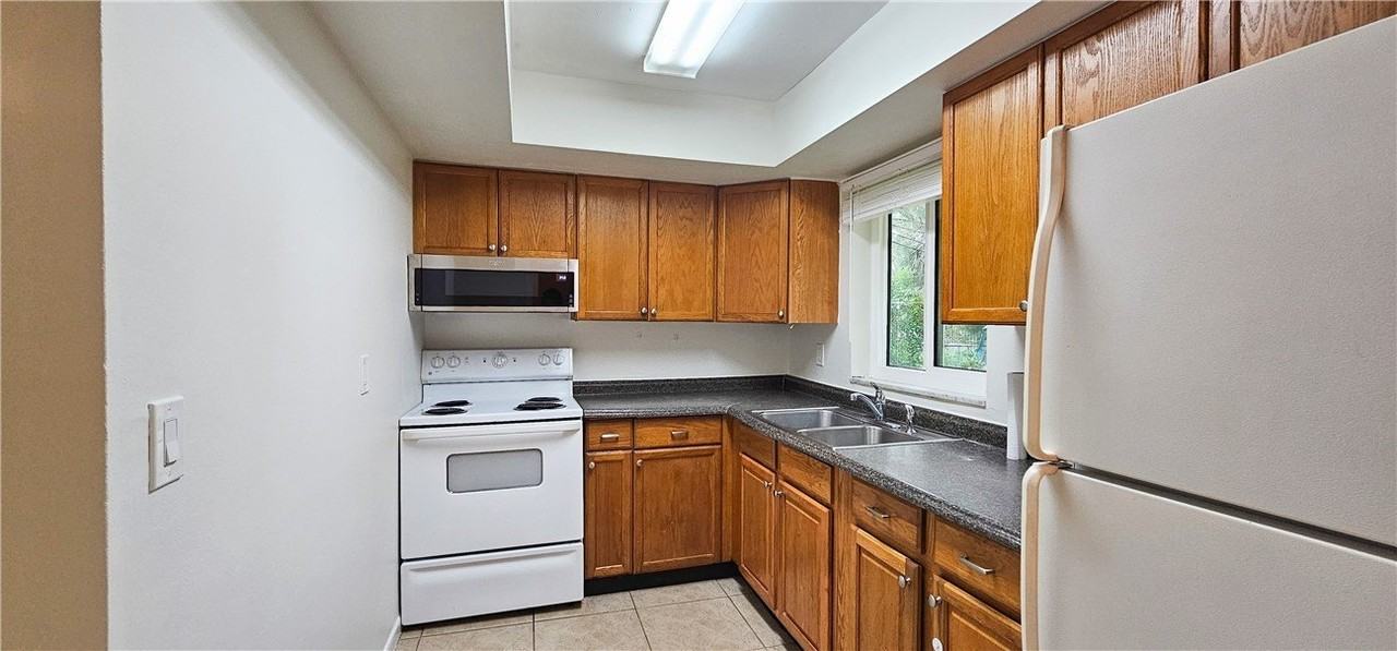 1527 41st Ave - Photo 6 of 14