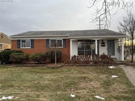 featured image of 1204 Montrose Ave