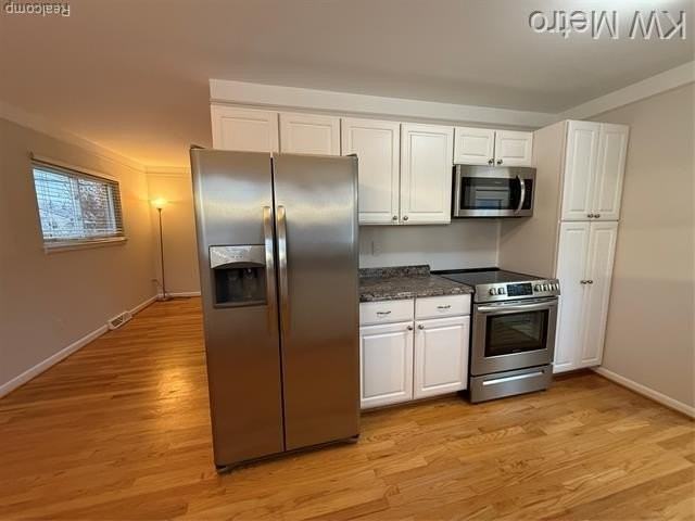 1204 Montrose Ave - Photo 5 of 20