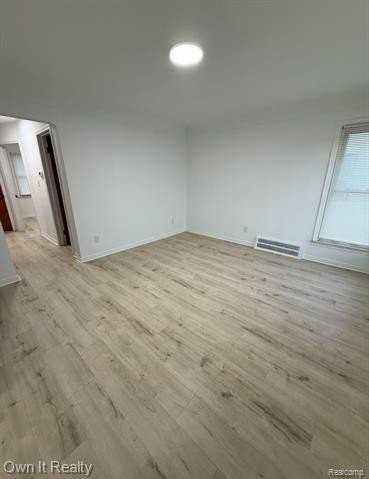 24910 Hickory St - Photo 3 of 17