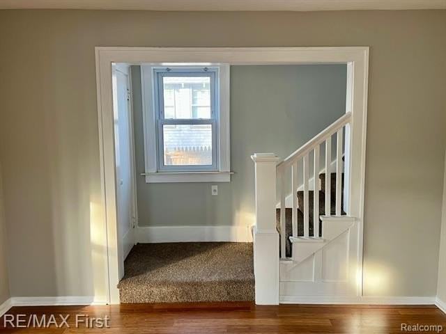 118 Potter Ave - Photo 4 of 24