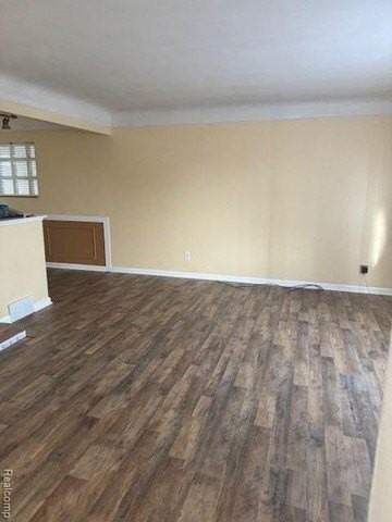 11455 E 11 Mile Rd - Photo 5 of 12