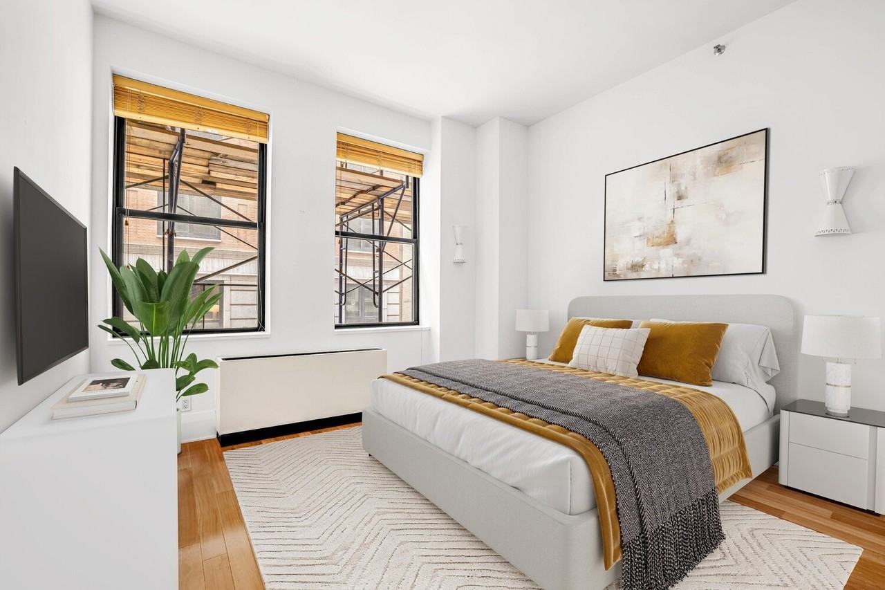 71 Nassau St #3B - Photo 5 of 9