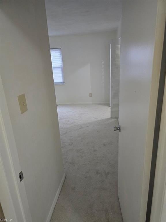 831 Devonshire Ct - Photo 2 of 7