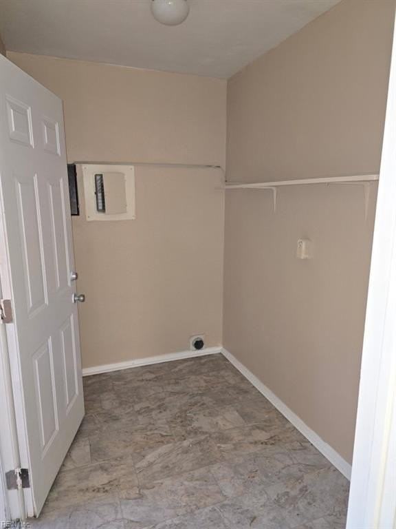 831 Devonshire Ct - Photo 5 of 7