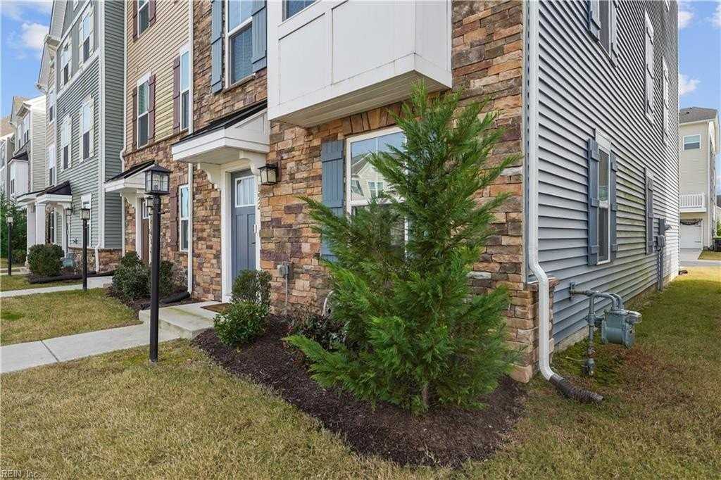 152 Spring Grove Way - Photo 2 of 35