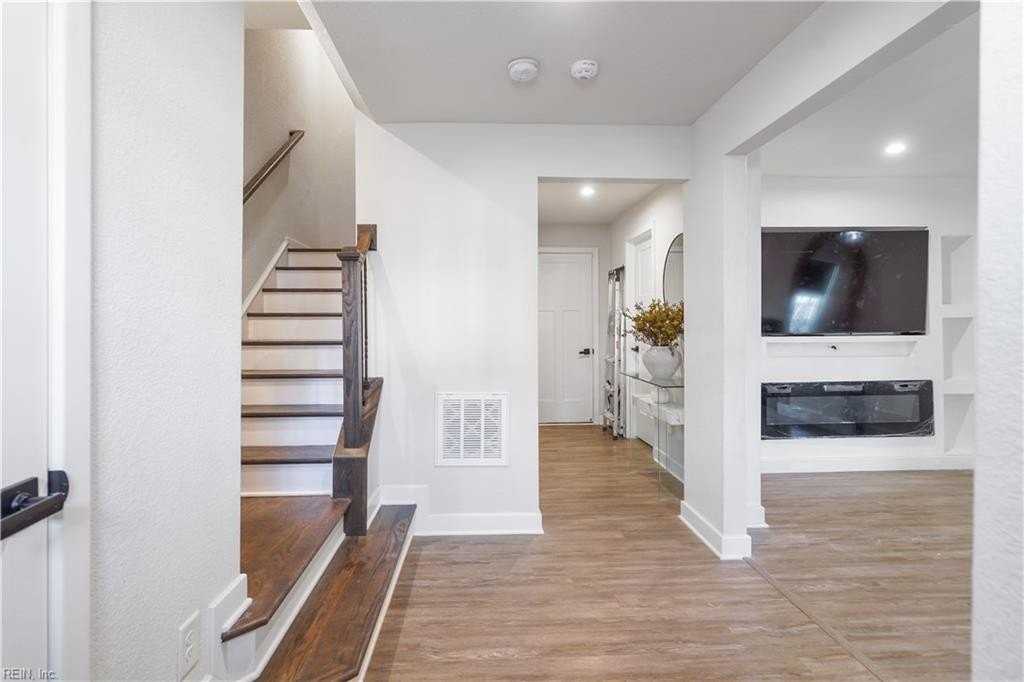 152 Spring Grove Way - Photo 5 of 35