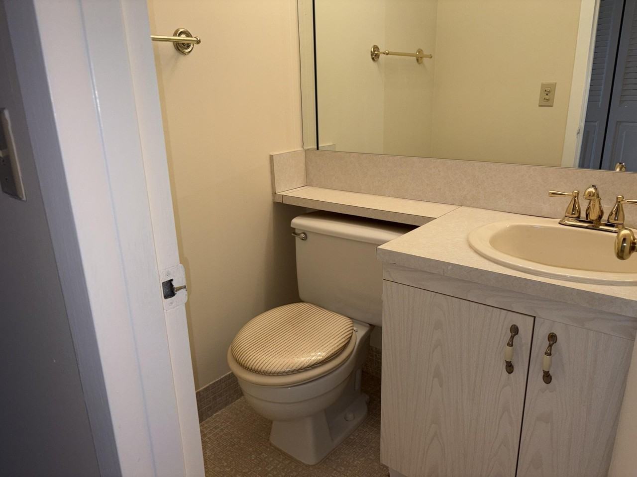 4049 Cornwall C #4049C - Photo 7 of 16