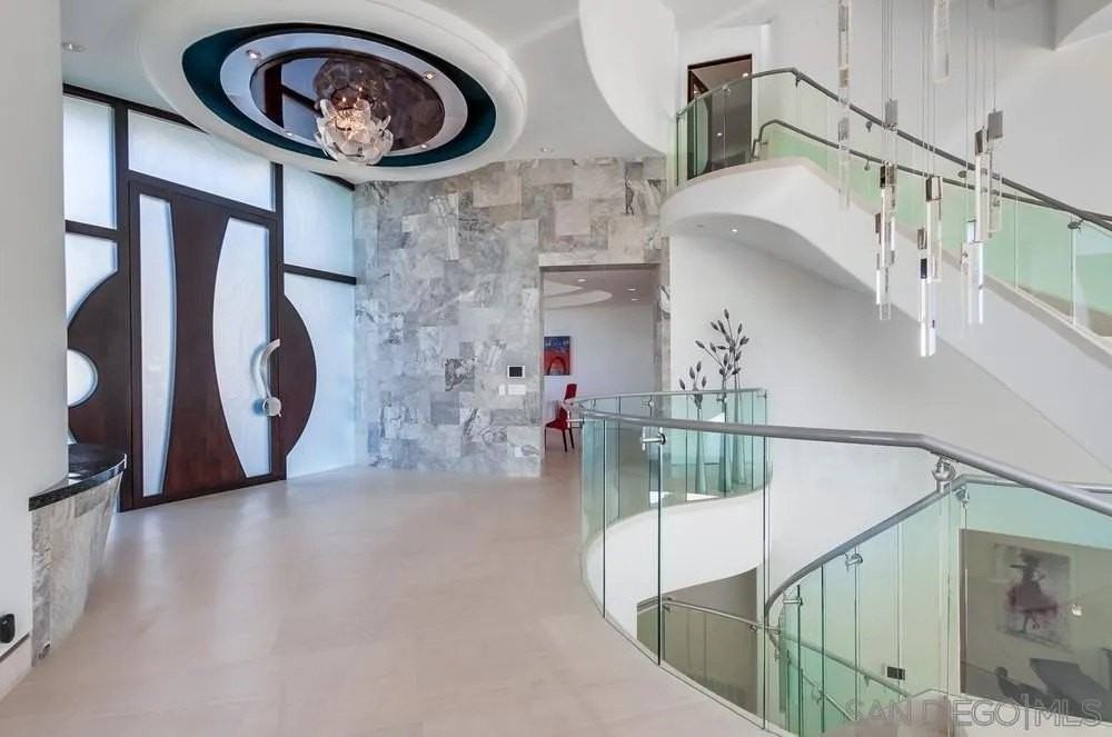 6125 Terryhill Dr - Photo 5 of 50