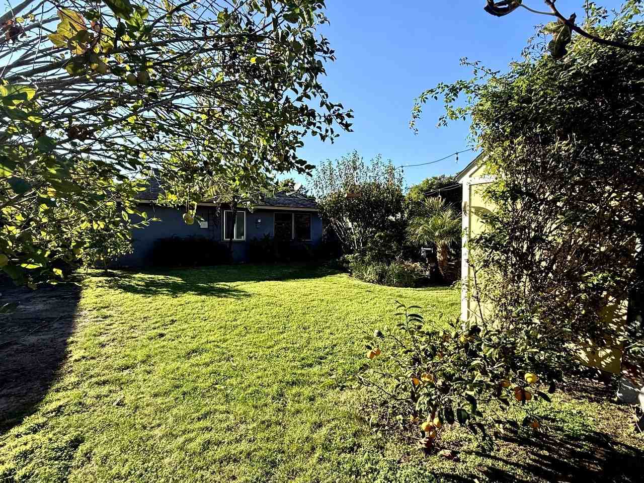 114 La Plata - Photo 2 of 47