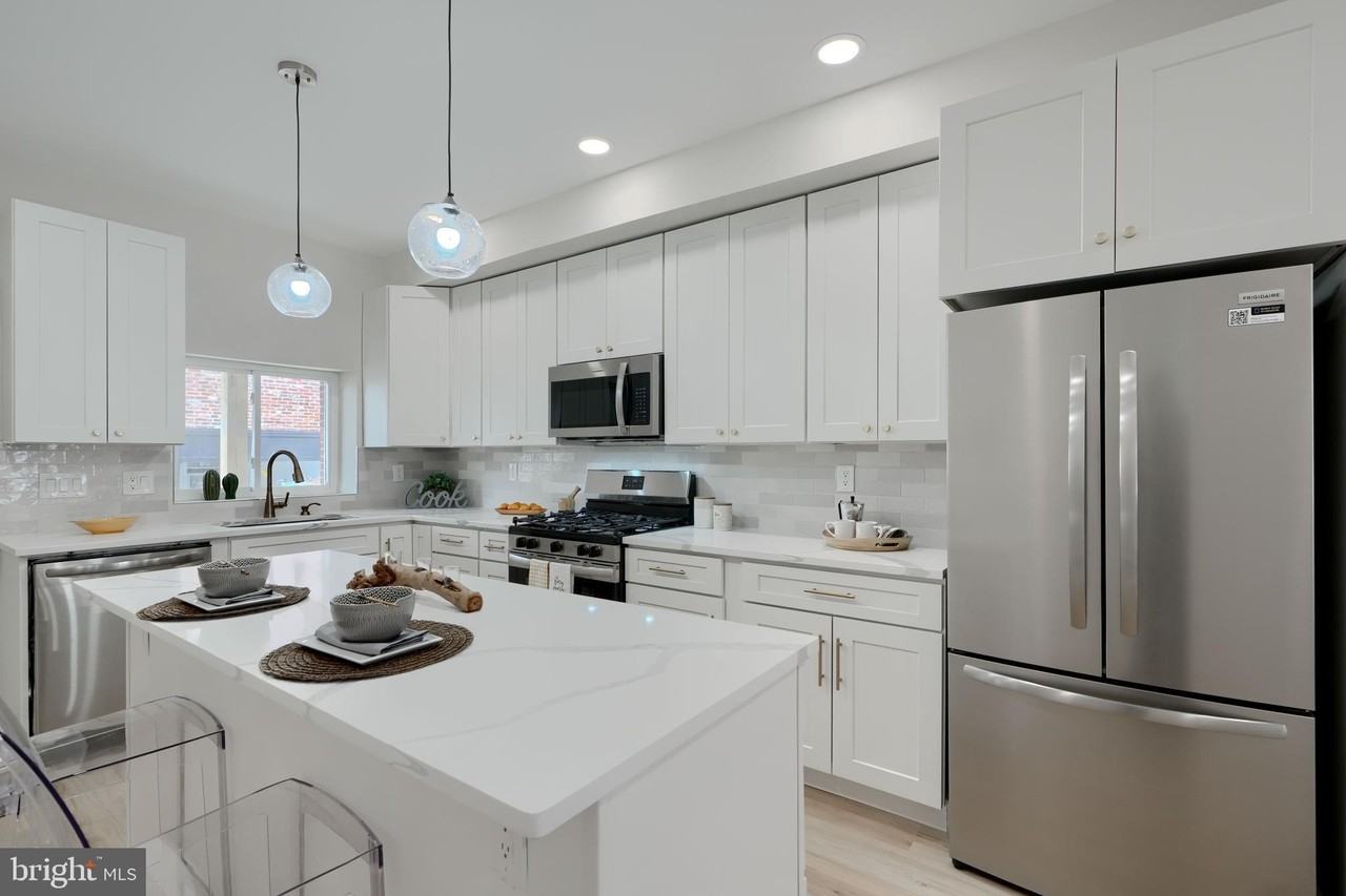 602 S Streeper St - Photo 6 of 31