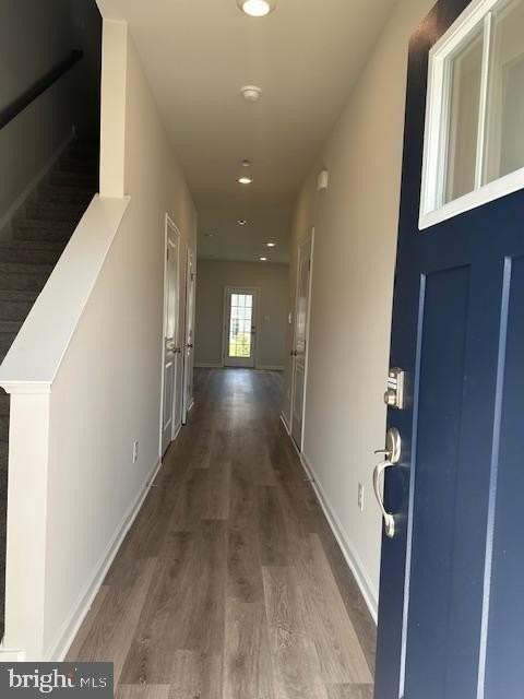 11 Anna Ln - Photo 3 of 28