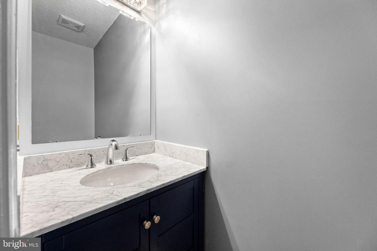 66 Cheverny Ct - Photo 7 of 30