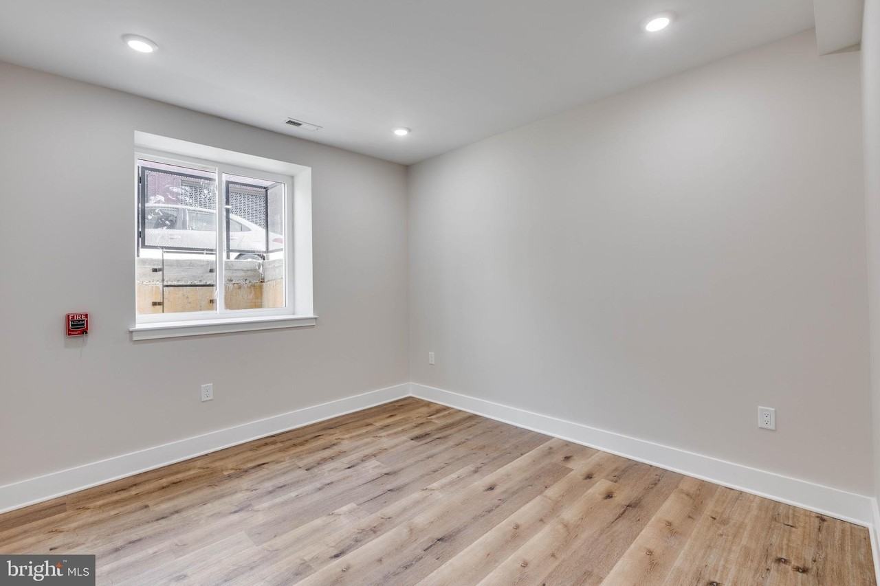 1434 Parrish St Unit A #A - Photo 7 of 12