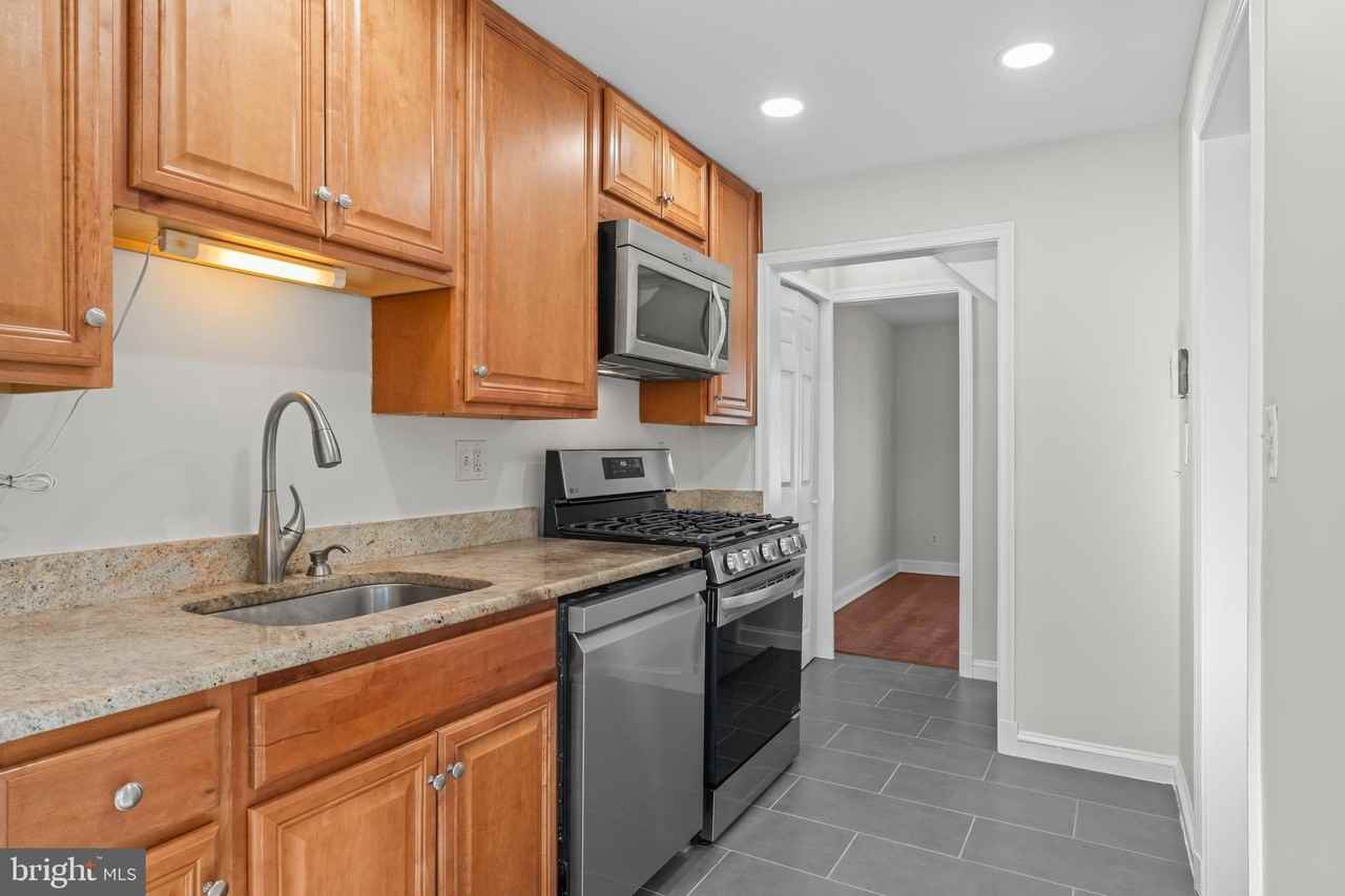 2100 27th St S - Photo 5 of 42