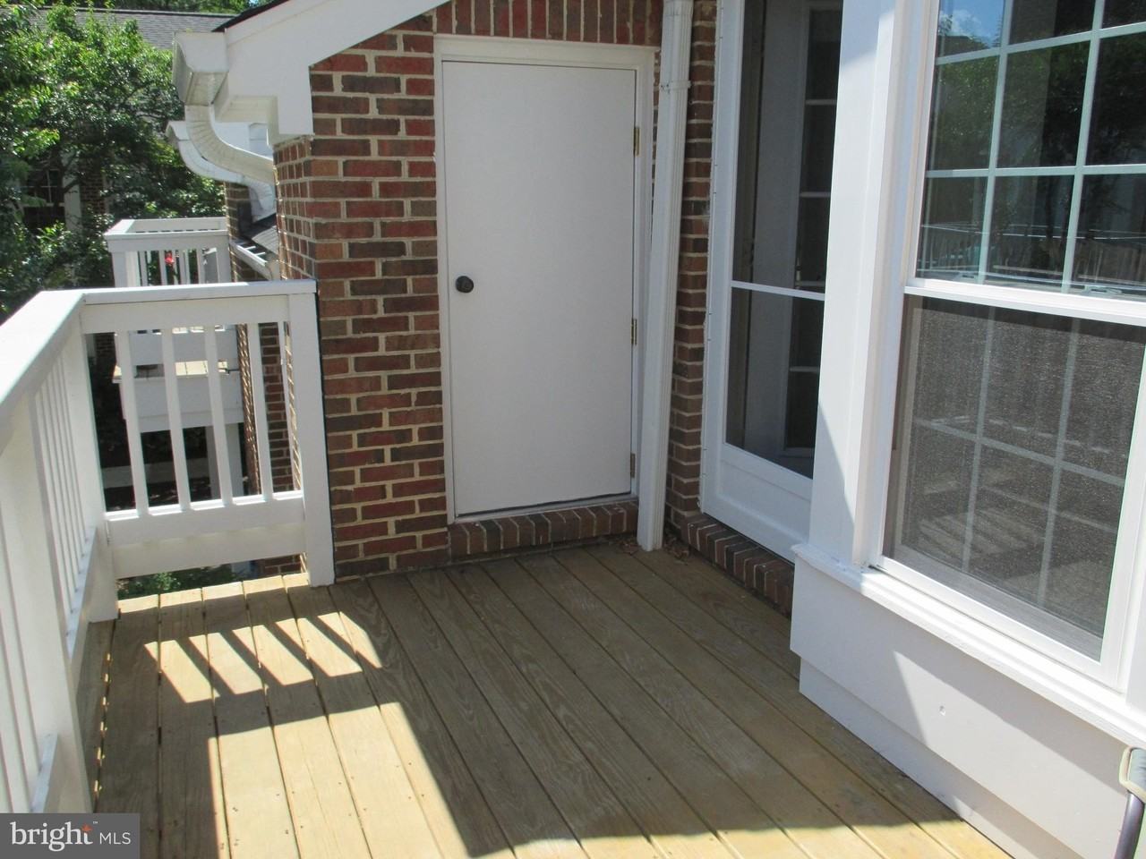 2618D S Arlington Mill Dr Unit 4 #4 - Photo 6 of 14