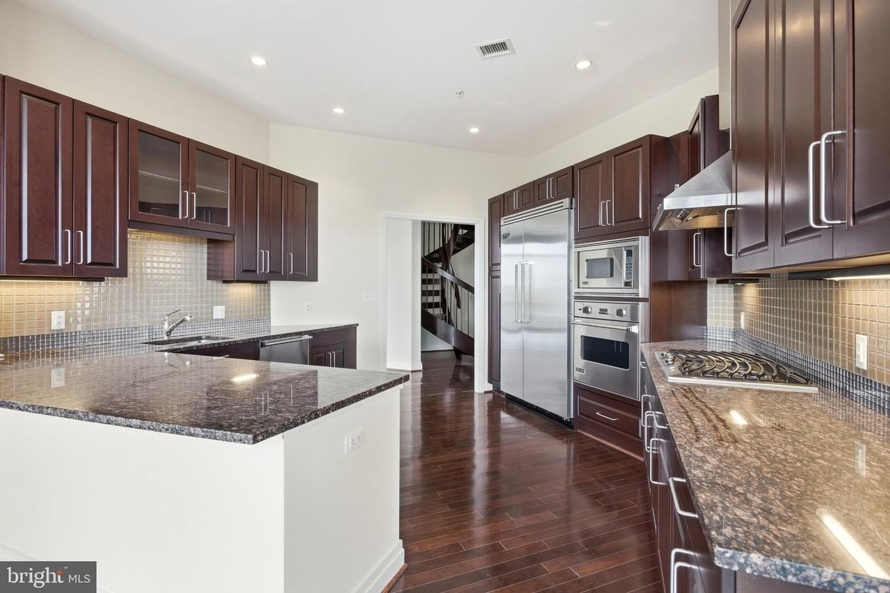 8220 Crestwood Heights Dr Apt 1906 #1906 - Photo 7 of 40