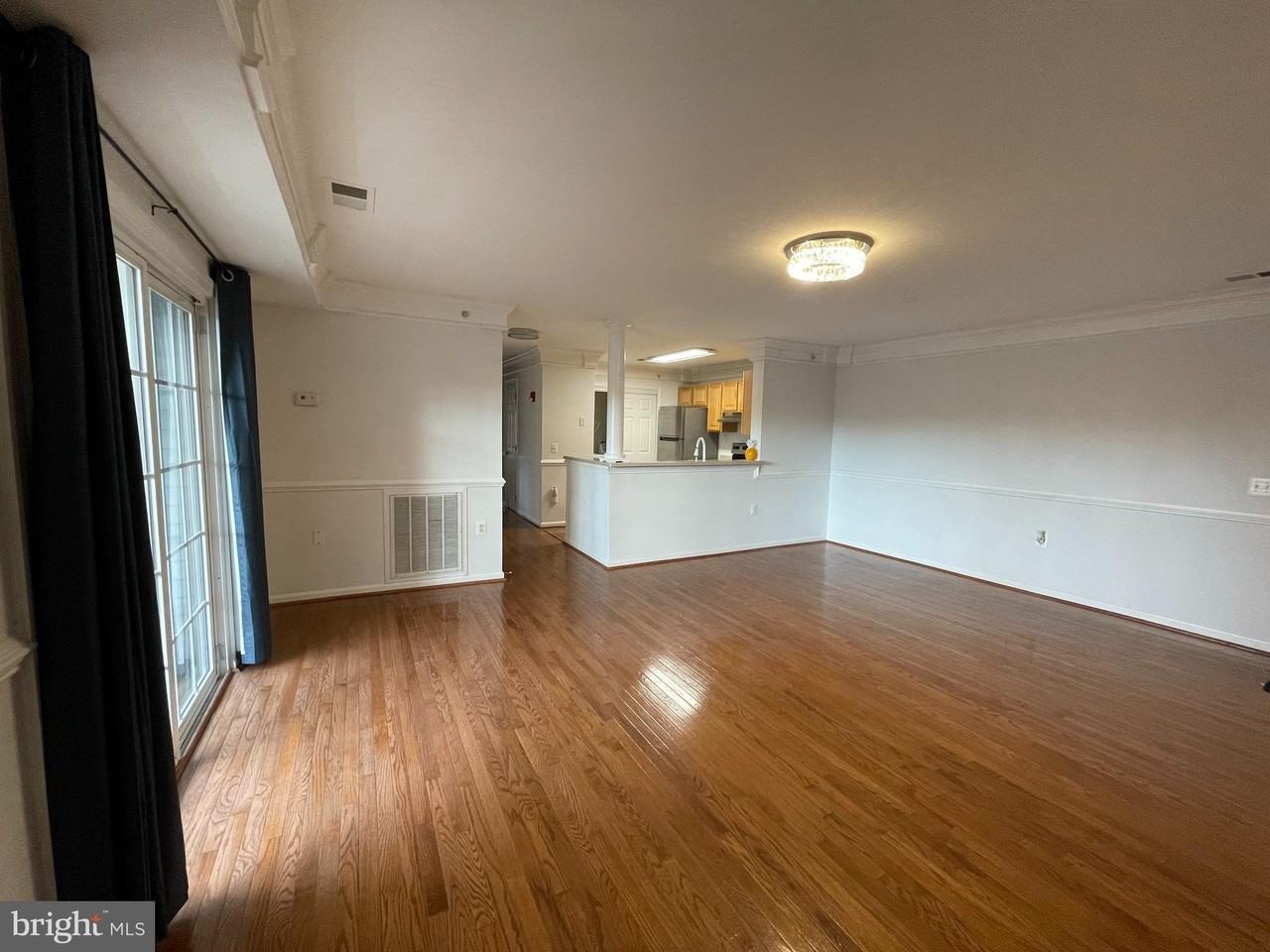 501 Garrison Woods Dr Apt 303 #303 - Photo 3 of 19