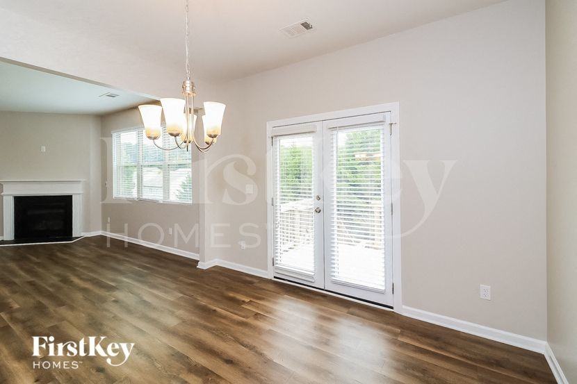 106 Woodbridge Trl - Photo 4 of 15