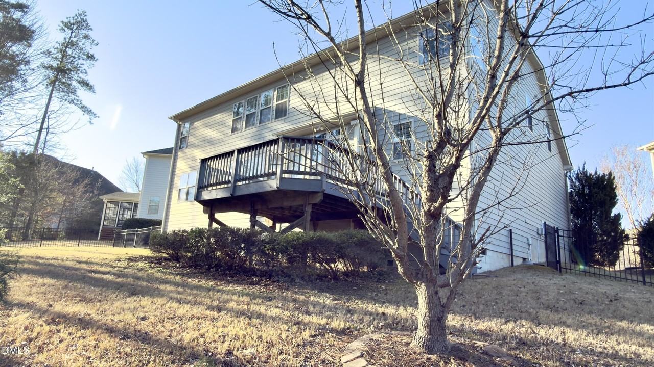 112 Brave River Ct - Photo 4 of 46