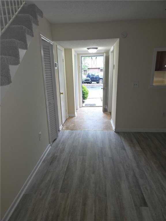 1108 Tiger Blvd - Photo 6 of 8