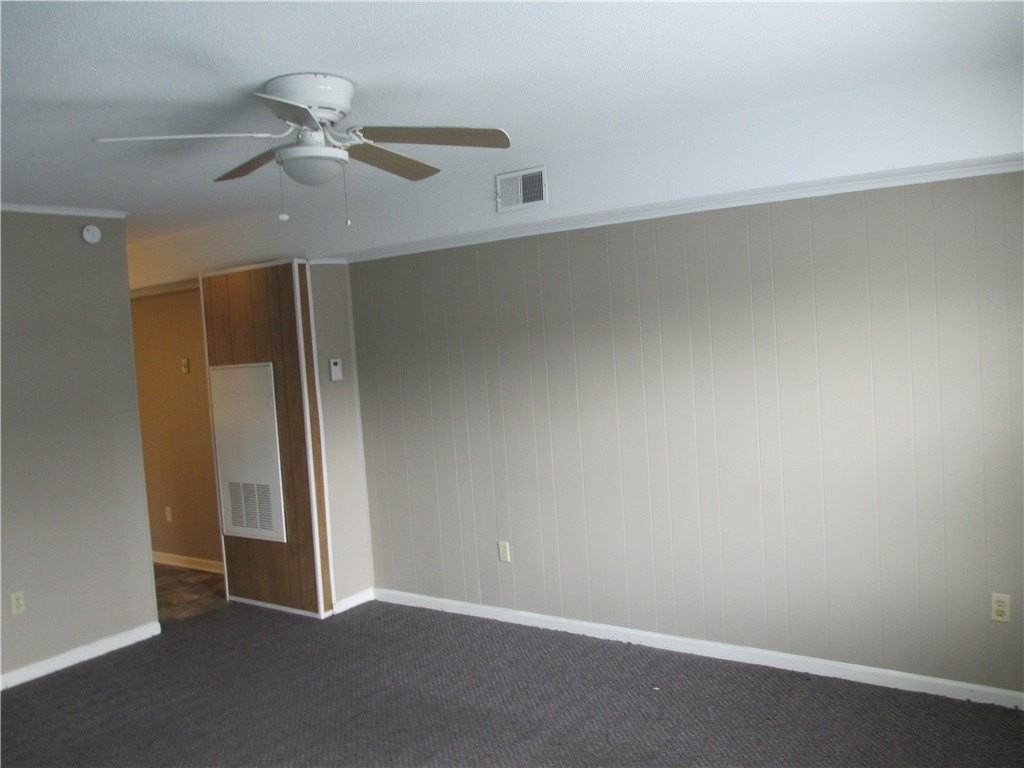 401 Greenville St - Photo 6 of 7