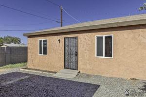 featured image of 2192 W 1st St #4