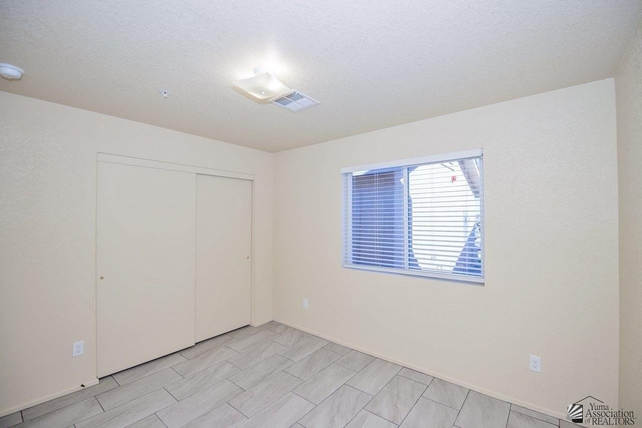 7387 E 39th St - Photo 4 of 15