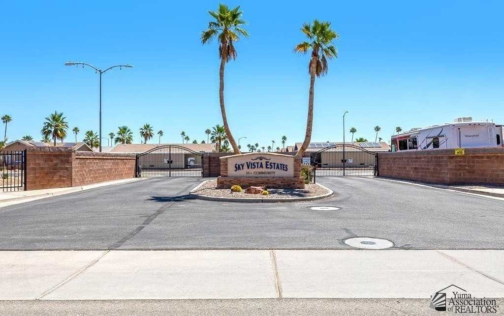 5584 E 34th Pl - Photo 2 of 34