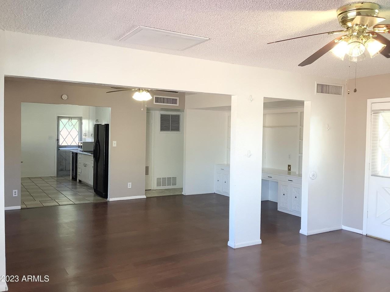 8422 E Thomas Rd - Photo 4 of 16