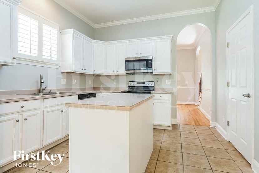 3515 Timberlake Dr - Photo 6 of 15