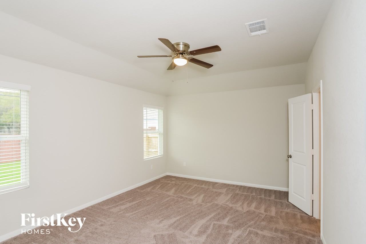 1807 Morse Way - Photo 7 of 15