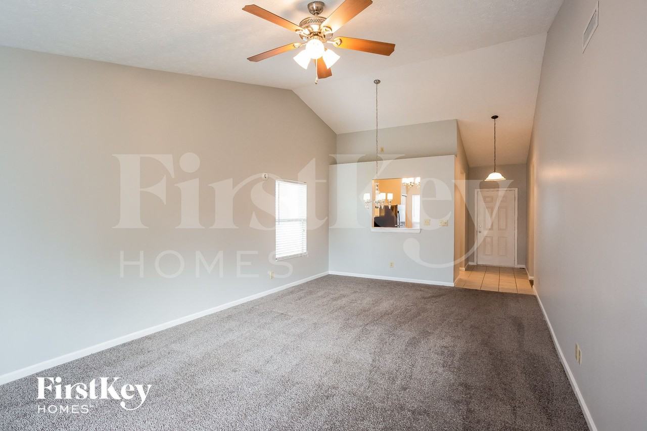 5402 Rocky Mountain Dr - Photo 3 of 15