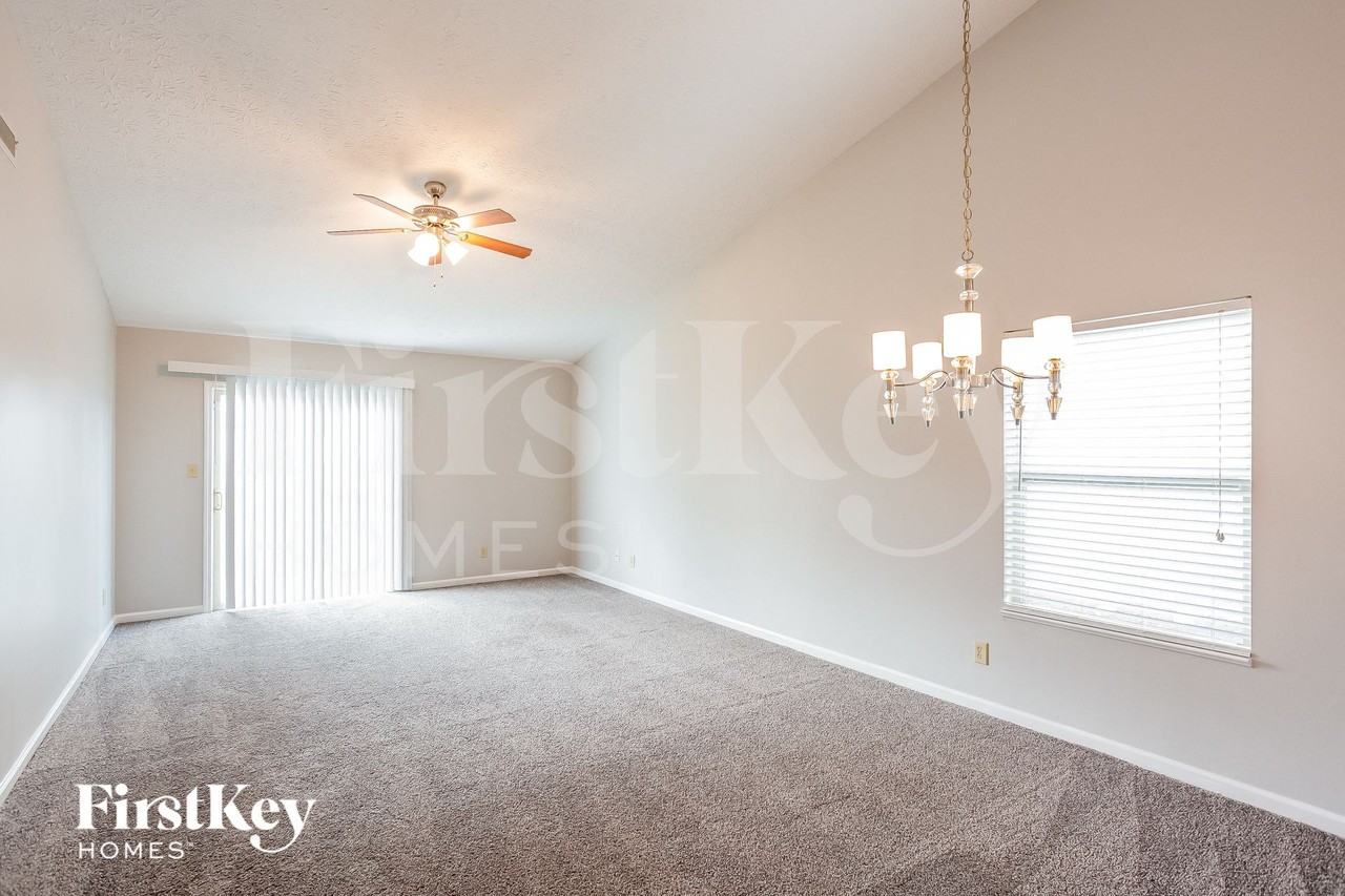 5402 Rocky Mountain Dr - Photo 4 of 15