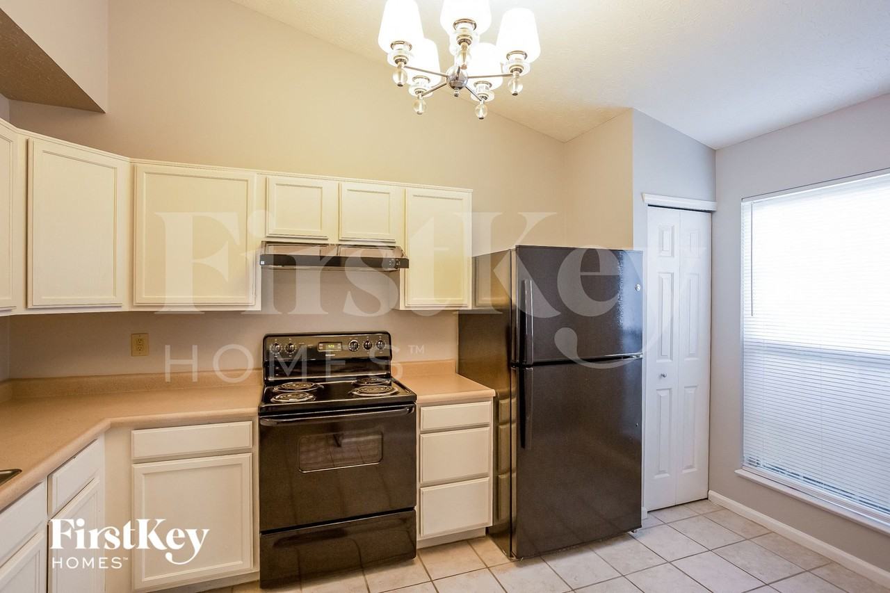 5402 Rocky Mountain Dr - Photo 5 of 15