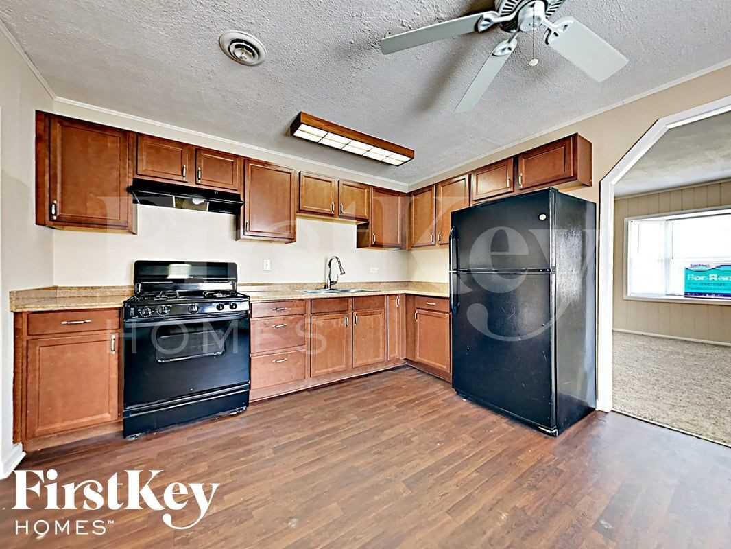 3507 Susan Ln - Photo 6 of 16