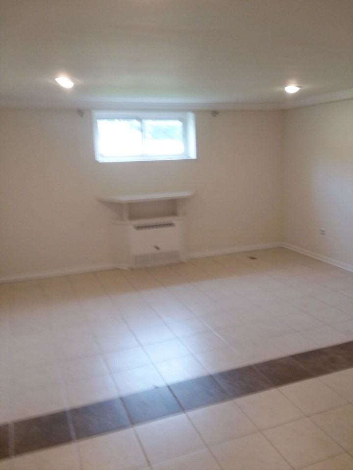 Kingsland Ln #1 - Photo 2 of 8