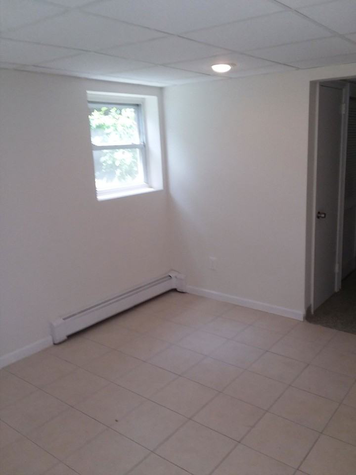 Kingsland Ln #1 - Photo 6 of 8