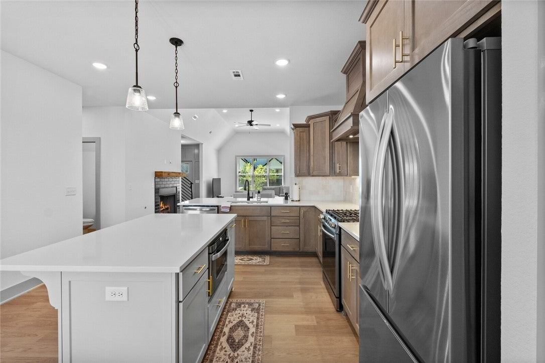 4603 Sw Elderwood St - Photo 2 of 30