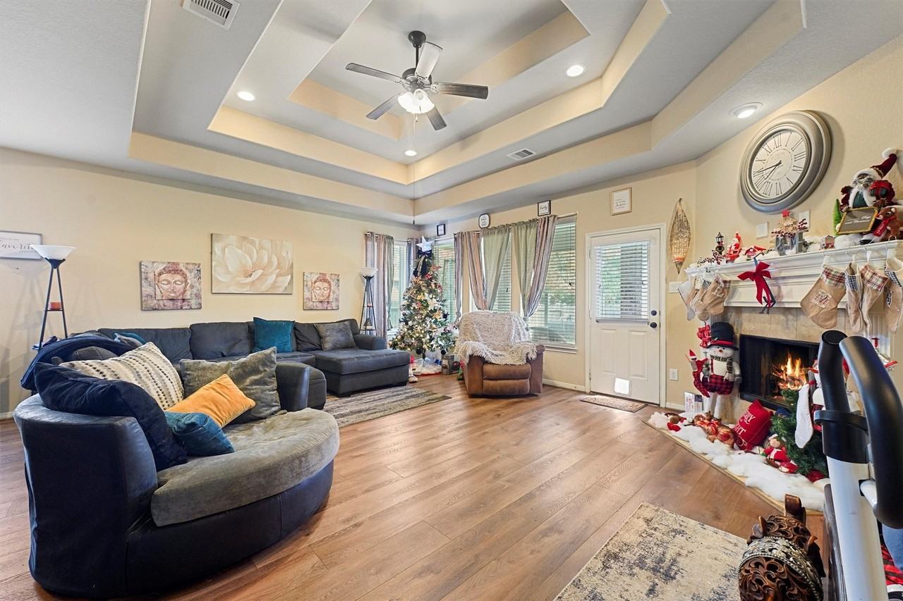 111 Quail Meadow Dr - Photo 3 of 15