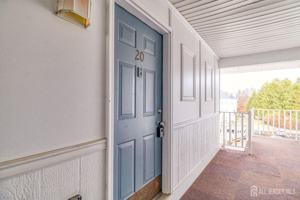 featured image of 20 Pembrook Ave