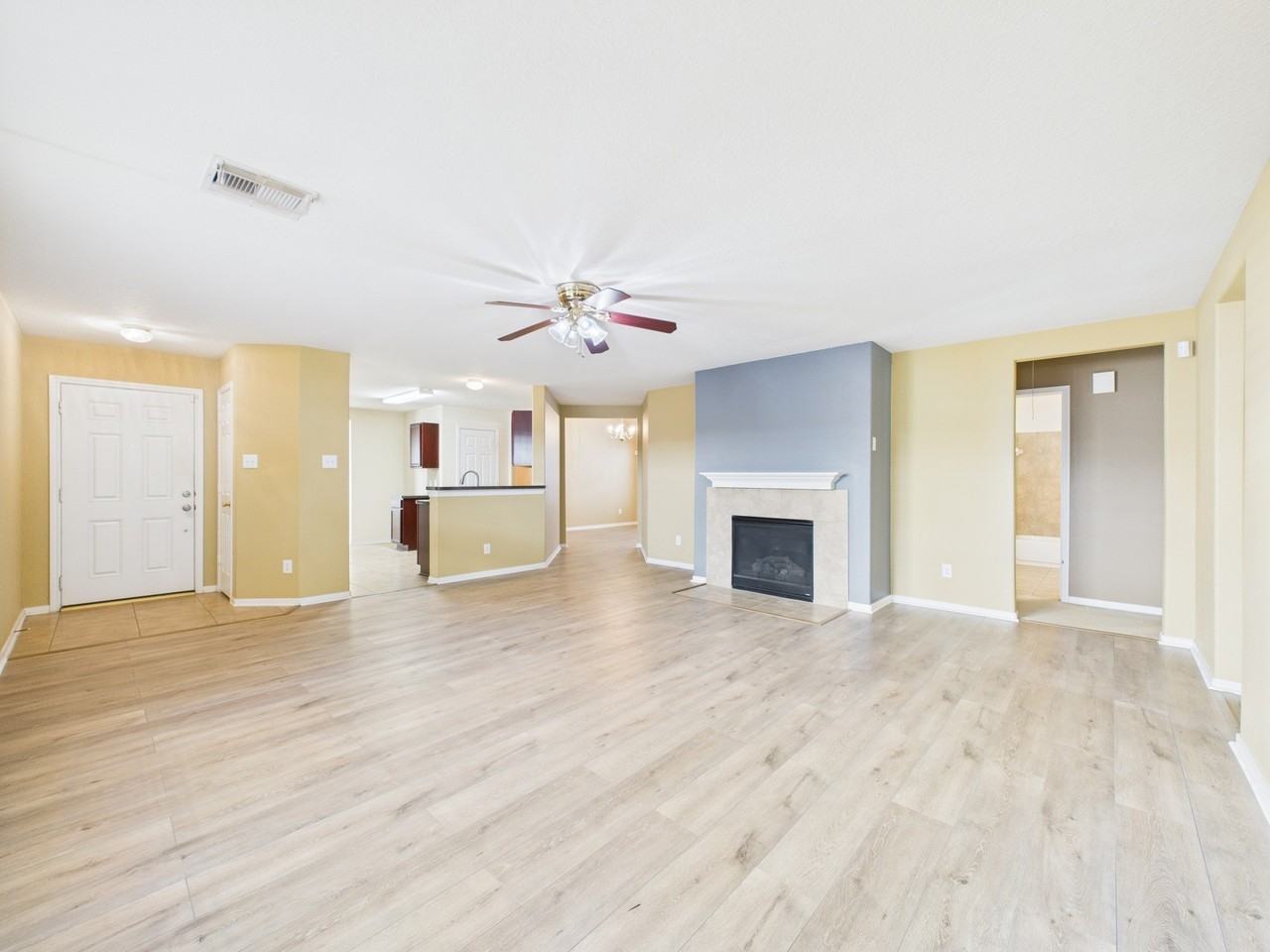 5039 Ivy Fair Way - Photo 4 of 30