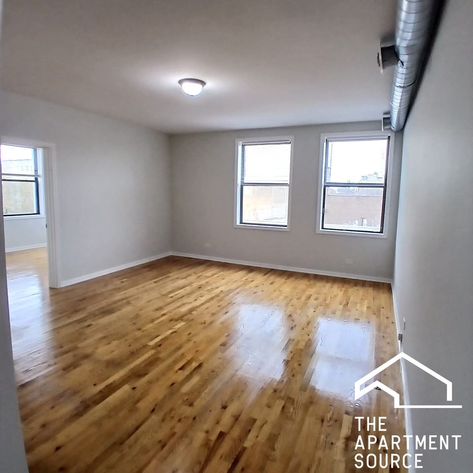 7606 N Paulina St #304 - Photo 2 of 11