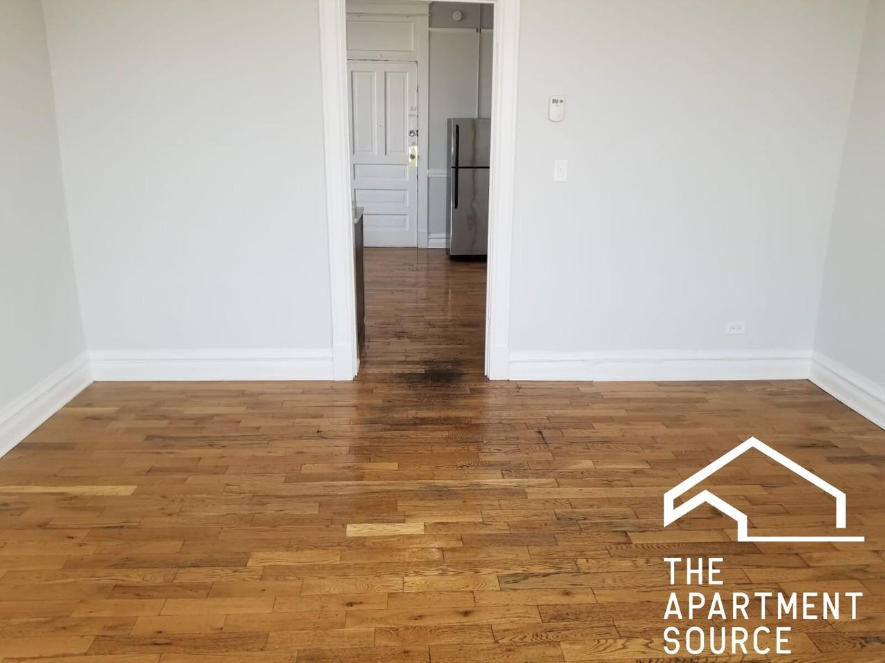 2215 S Albany Ave #2F - Photo 5 of 11