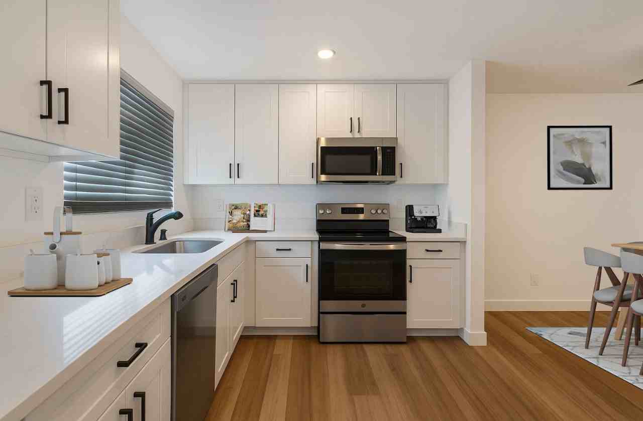 GeoLiv Hillcrest Oaks LLC - Photo 2 of 23