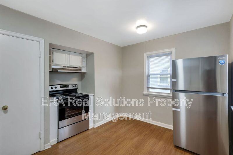 1725 E Whittier St - Photo 6 of 19