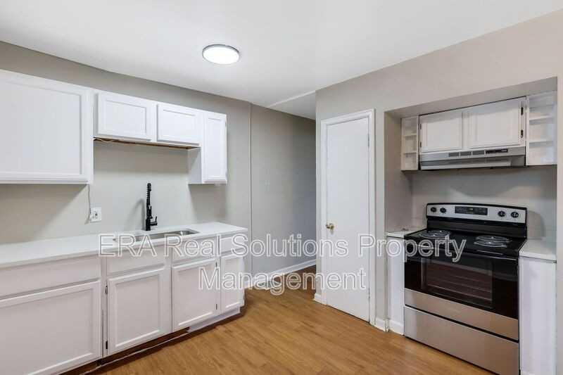 1725 E Whittier St - Photo 7 of 19