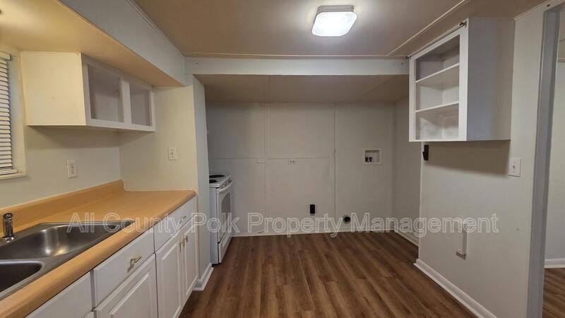 933 S Missouri Ave - Photo 6 of 14