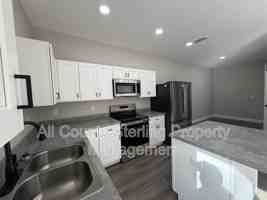 featured image of 1418 Se Magnolia Loop #102